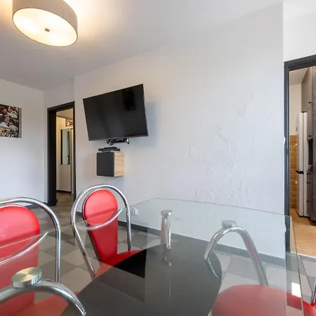 Apartment Allo Allo 450 M Od Plazy Wczasowa 3
